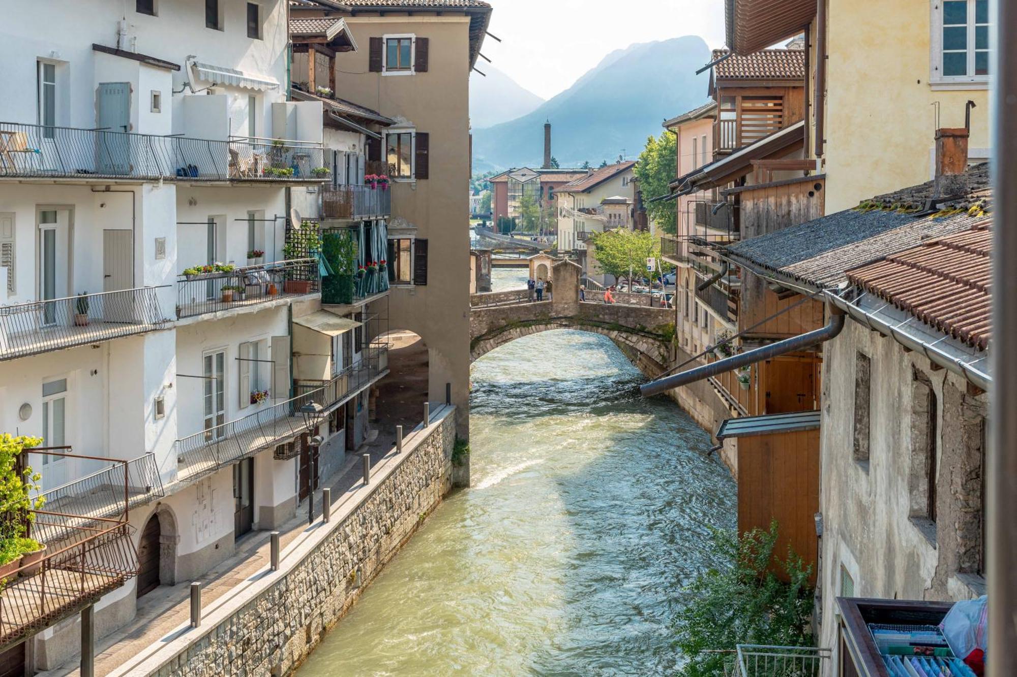 Apartamento Luxury 2Br W/ River Castle View In Borgo Valsugana Exterior foto